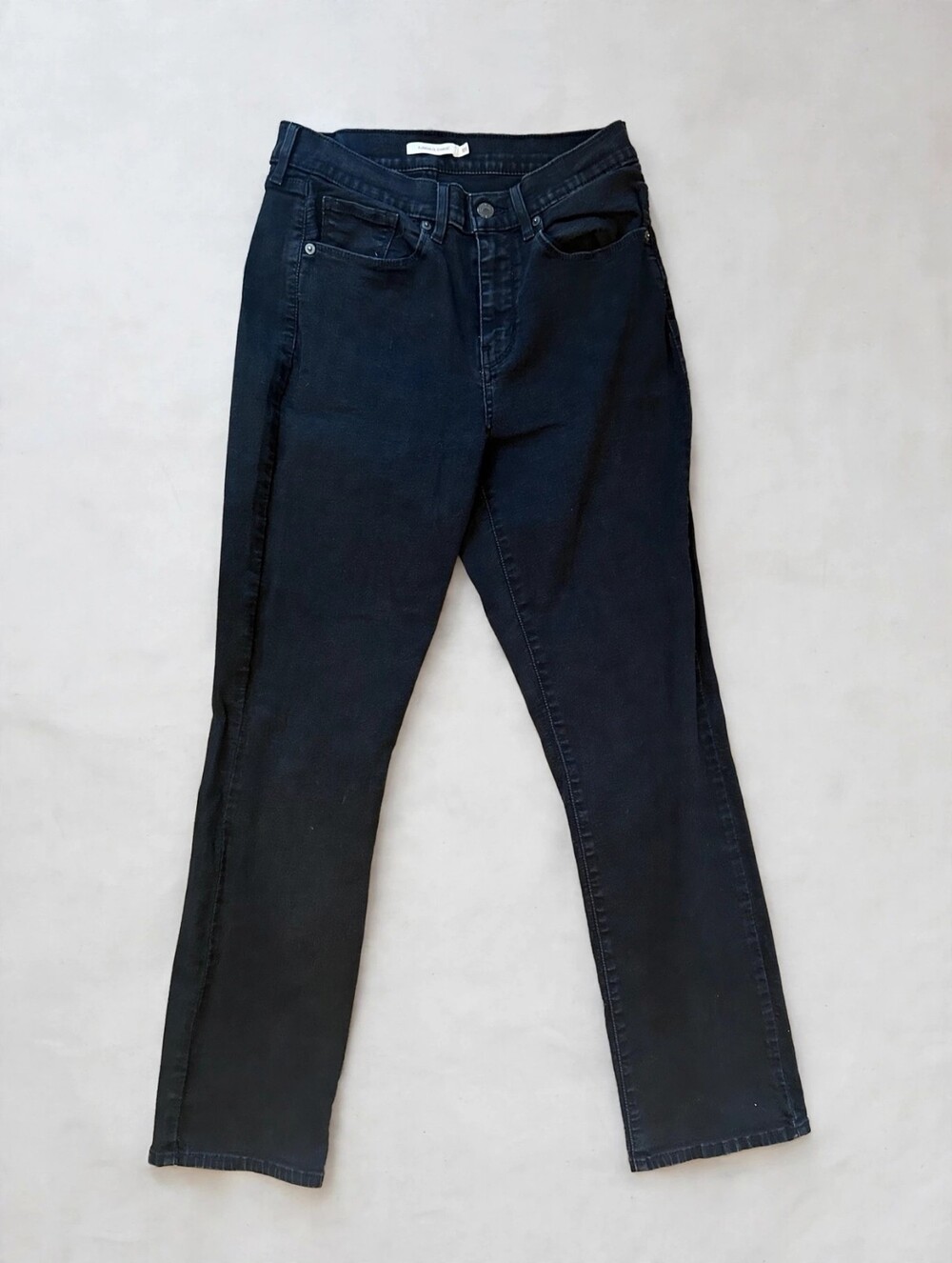 Levi's Women's Classic Straight Black Jeans Size 10 Waterless